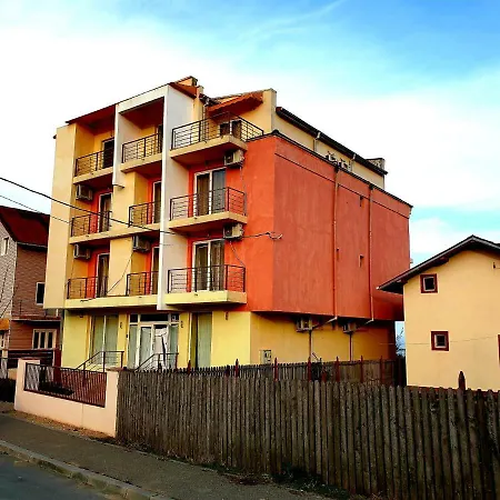 Vila Arra *